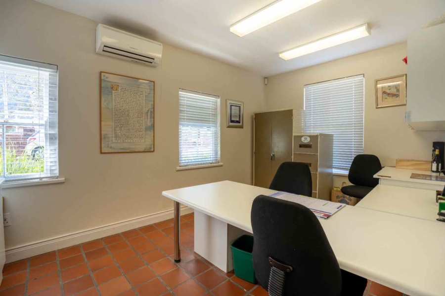 5 Bedroom Property for Sale in Franschhoek Western Cape